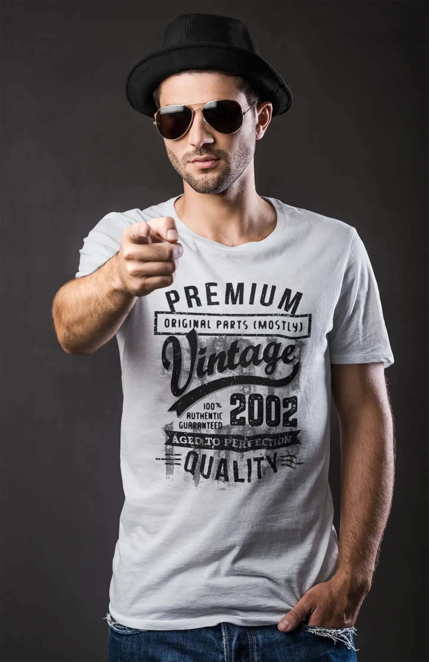 ULTRABASIC - T-shirt <span>graphique</span> <span>pour hommes,</span> <span>cadeau</span> <span>d'anniversaire,</span> vieilli à la perfection, 2002