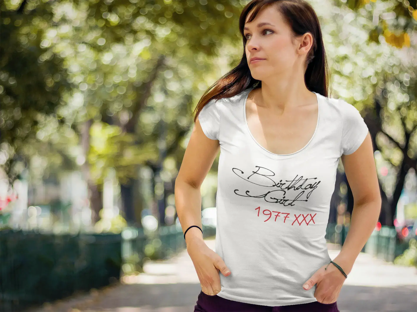 Birthday girl 1977, White women's Short Sleeve Round Neck T-shirt 00101