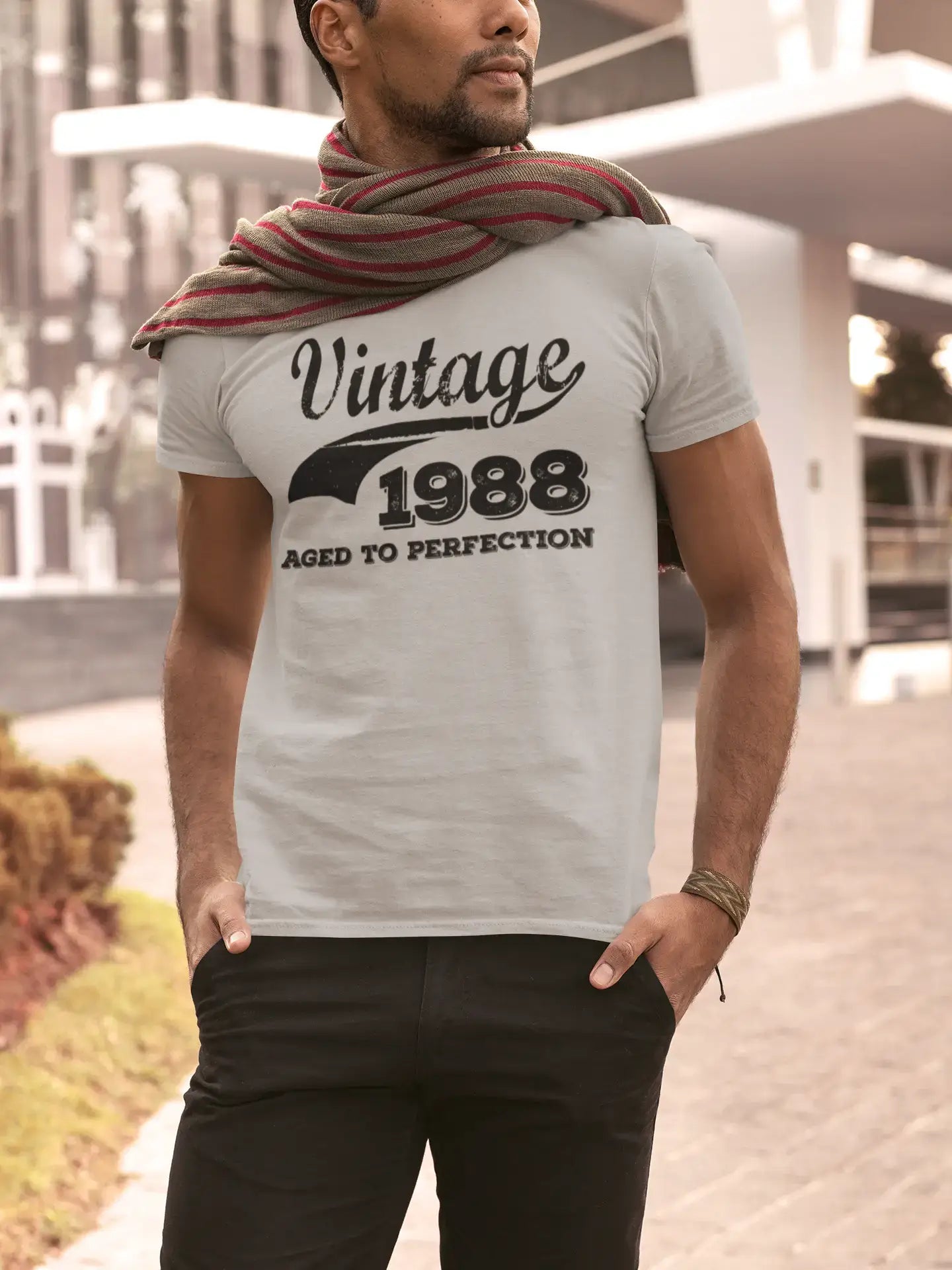 Homme Tee Vintage T Shirt Vintage Aged to Perfection 1988