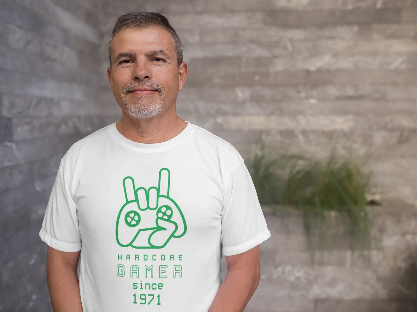 Men's Graphic T-Shirt Hardcore Gamer Since 1971 White