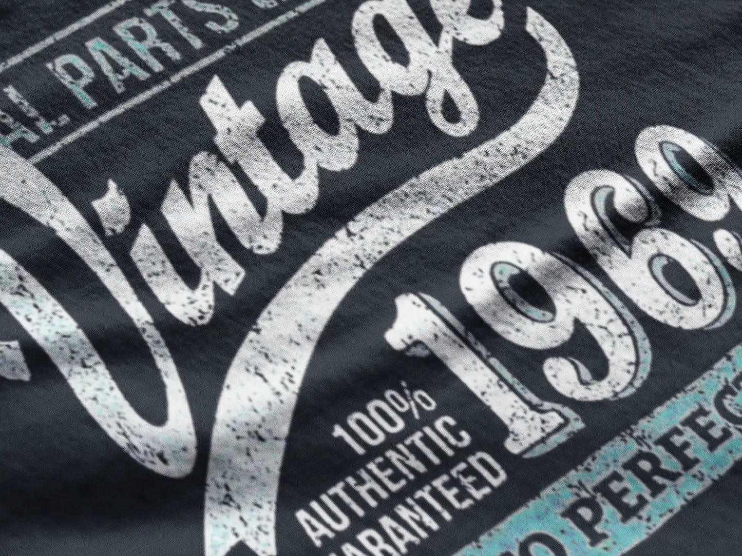 Graphic Men's 1969 Vintage Year - Birthday Gift For 50 Years Unisex T-Shirt Deep Black