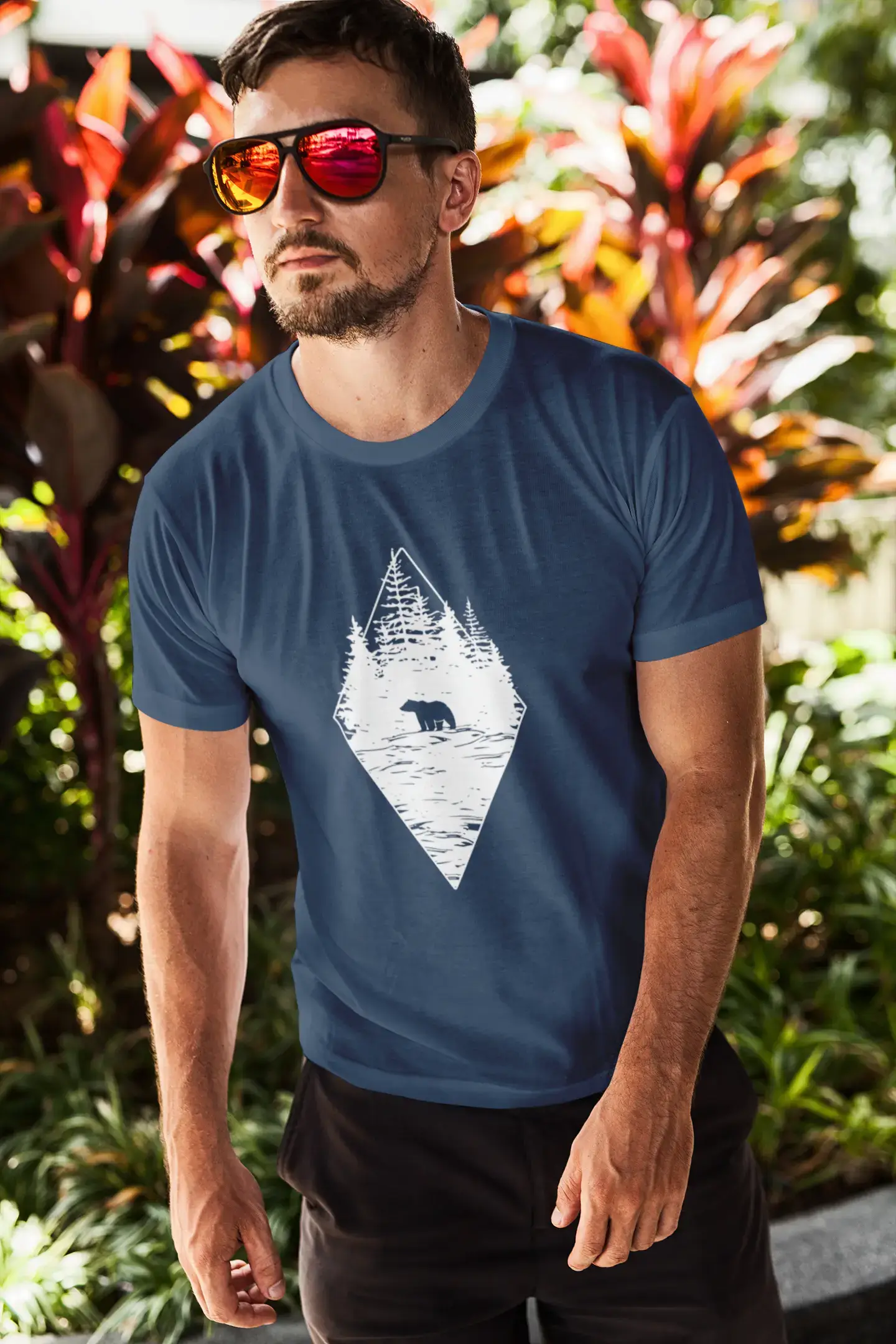 ULTRABASIC - Graphic Printed Men's Forest Bear T-Shirt Navy