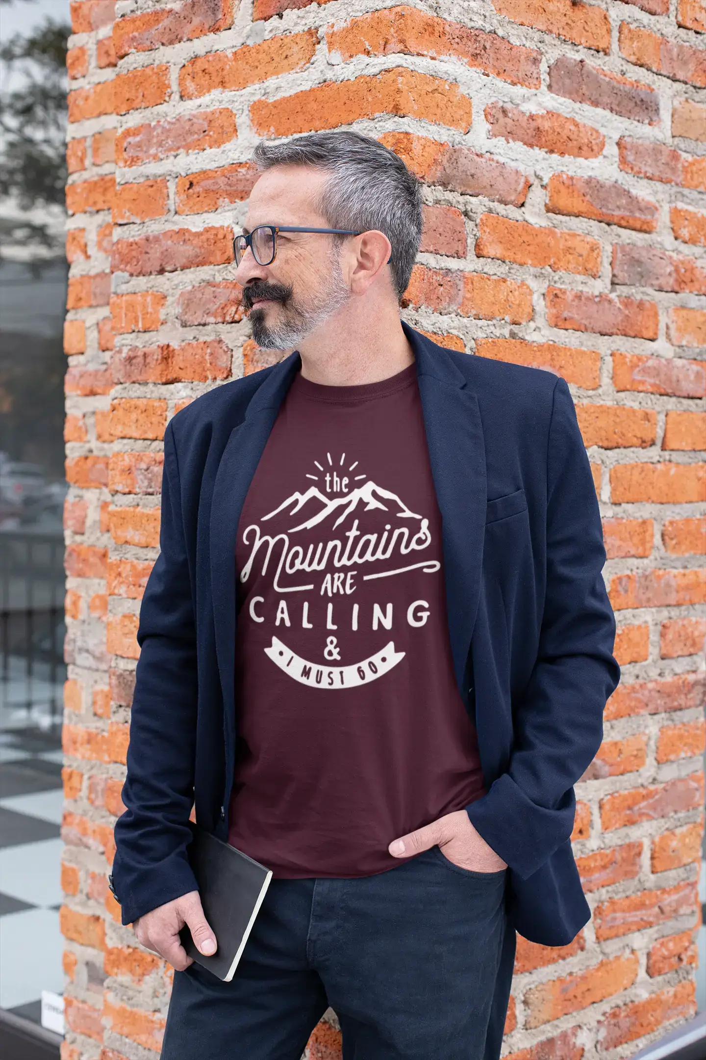 ULTRABASIC - Graphic Printed Men's The Mountains Are Calling And I Must Go Hiking Tee Vintage White