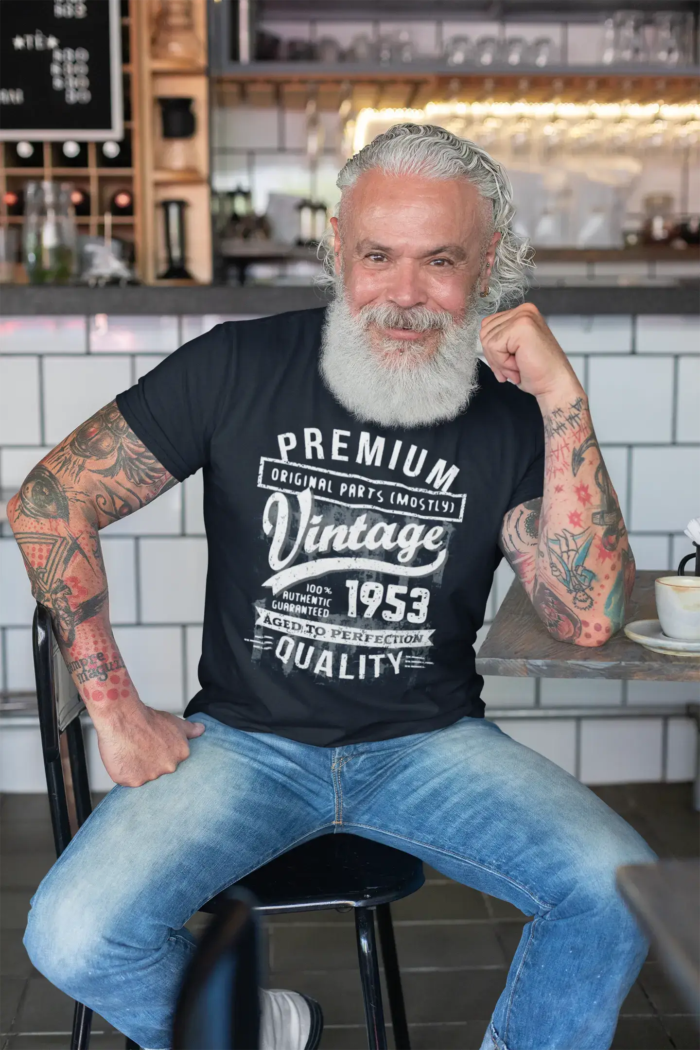 ULTRABASIC - Graphic Men's 1953 Aged to Perfection Birthday Gift T-Shirt