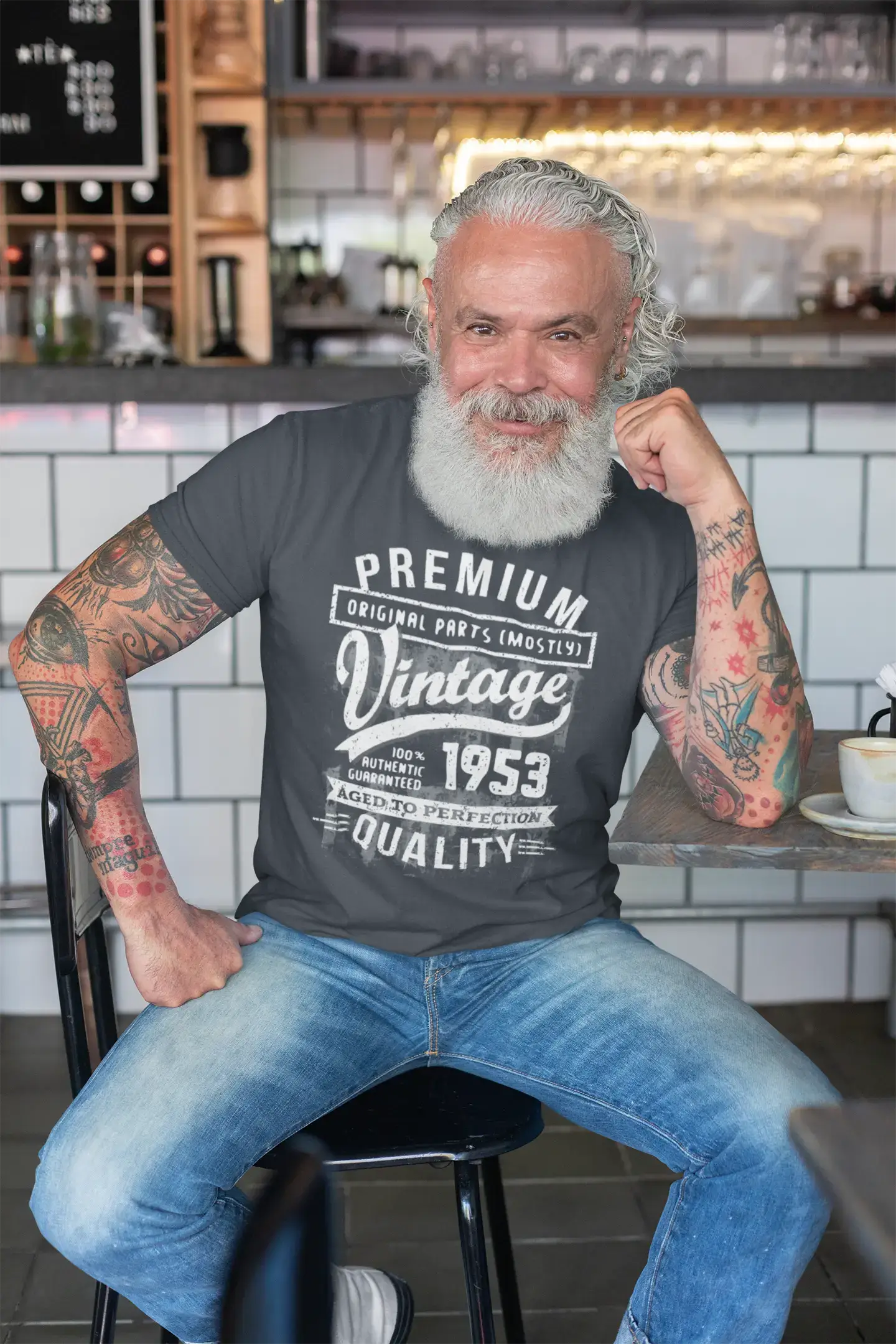 ULTRABASIC - Graphic Men's 1953 Aged to Perfection Birthday Gift T-Shirt