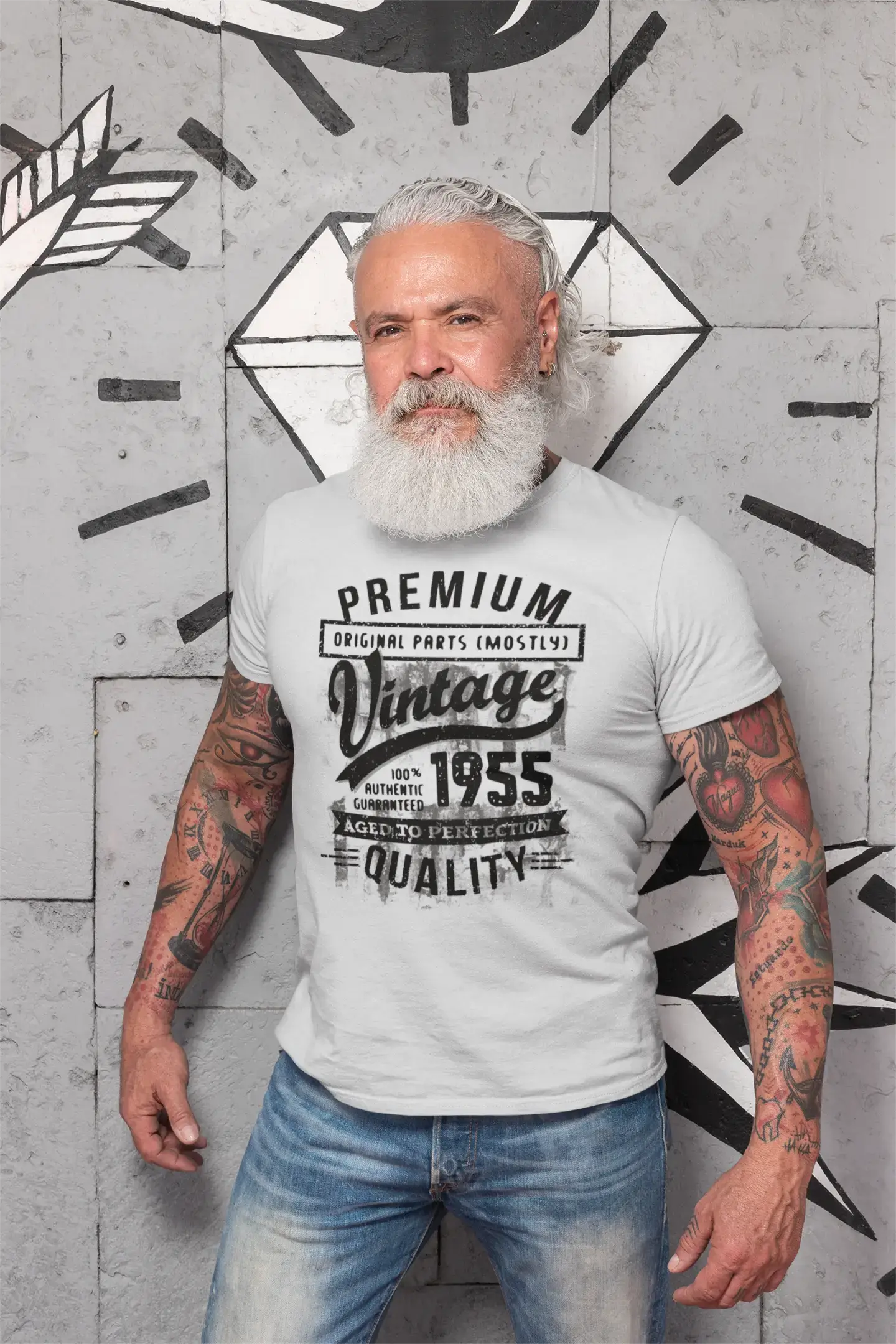 ULTRABASIC – <span>Grafisches</span> <span>Herren</span> -T-Shirt „1955 Aged to Perfection“ <span>als</span> <span>Geburtstagsgeschenk</span>