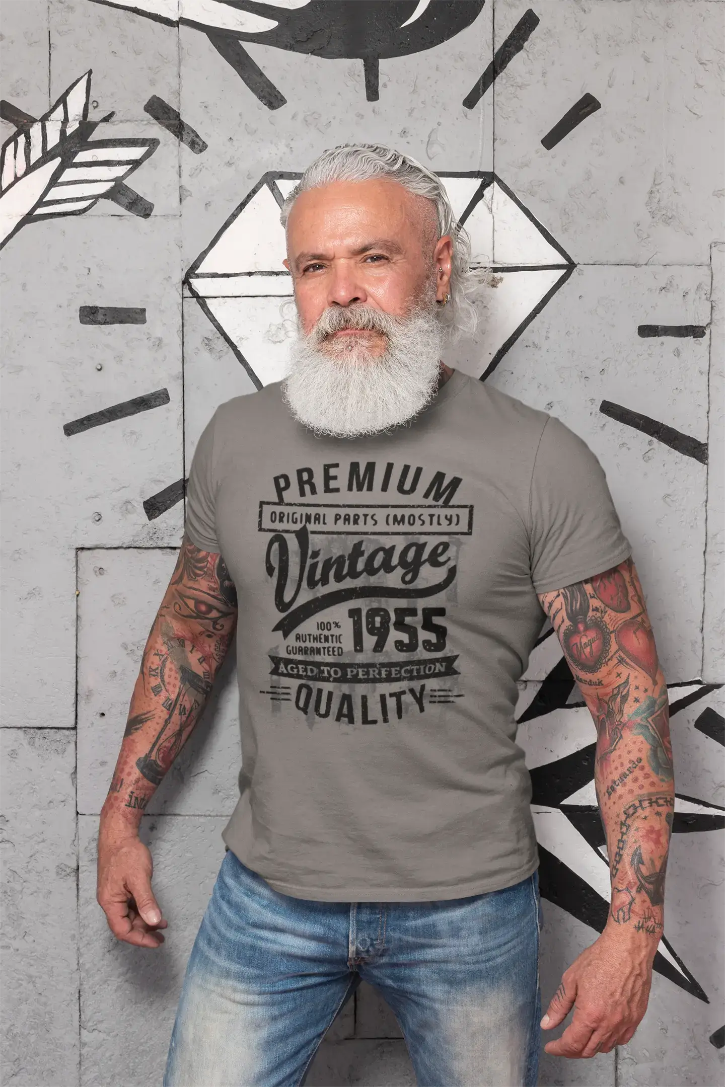 ULTRABASIC - Graphic Men's 1955 Aged to Perfection Birthday Gift T-Shirt