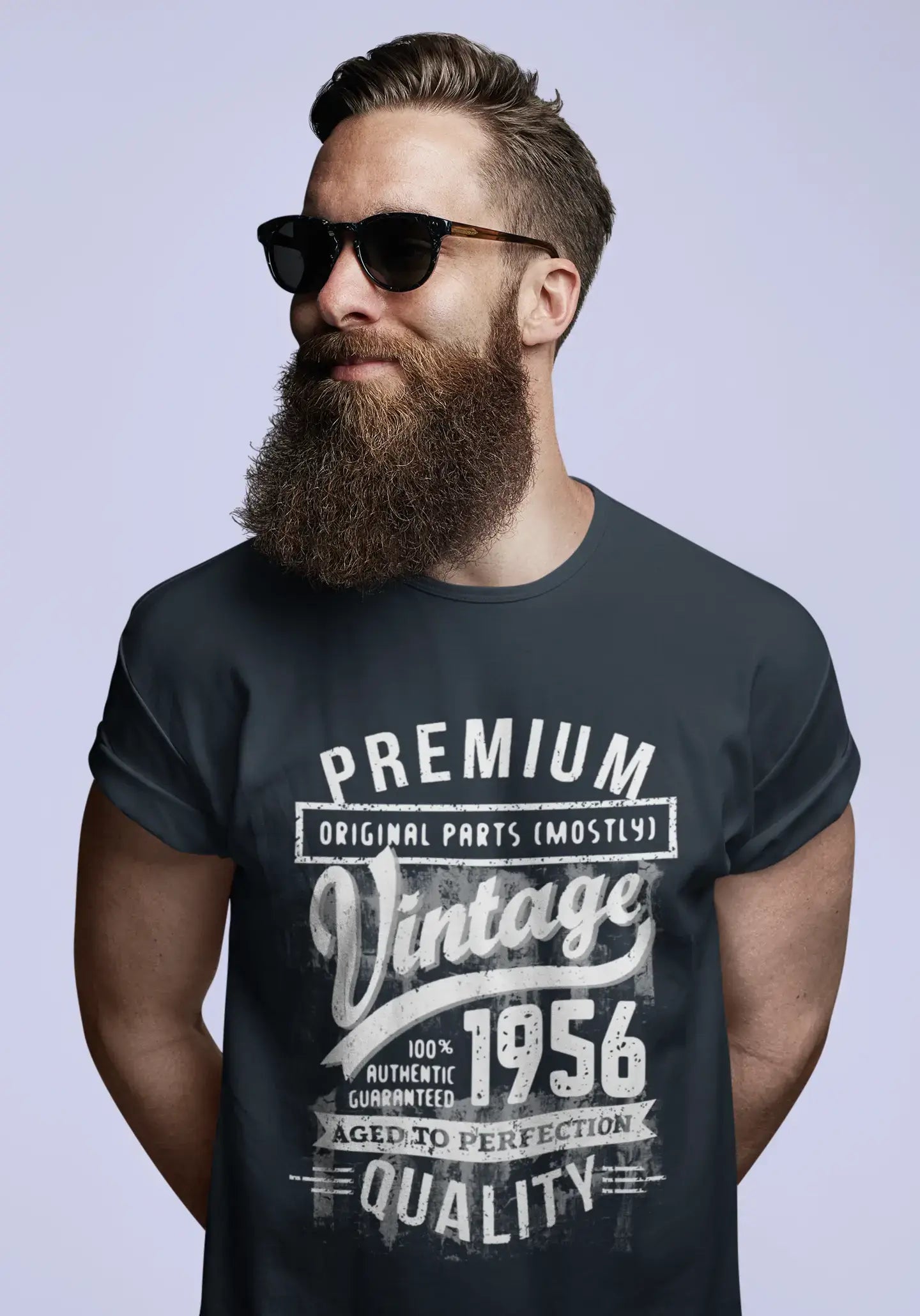 ULTRABASIC – <span>Grafisches</span> <span>Herren</span> -T-Shirt „1956 Aged to Perfection“ <span>als</span> <span>Geburtstagsgeschenk</span>