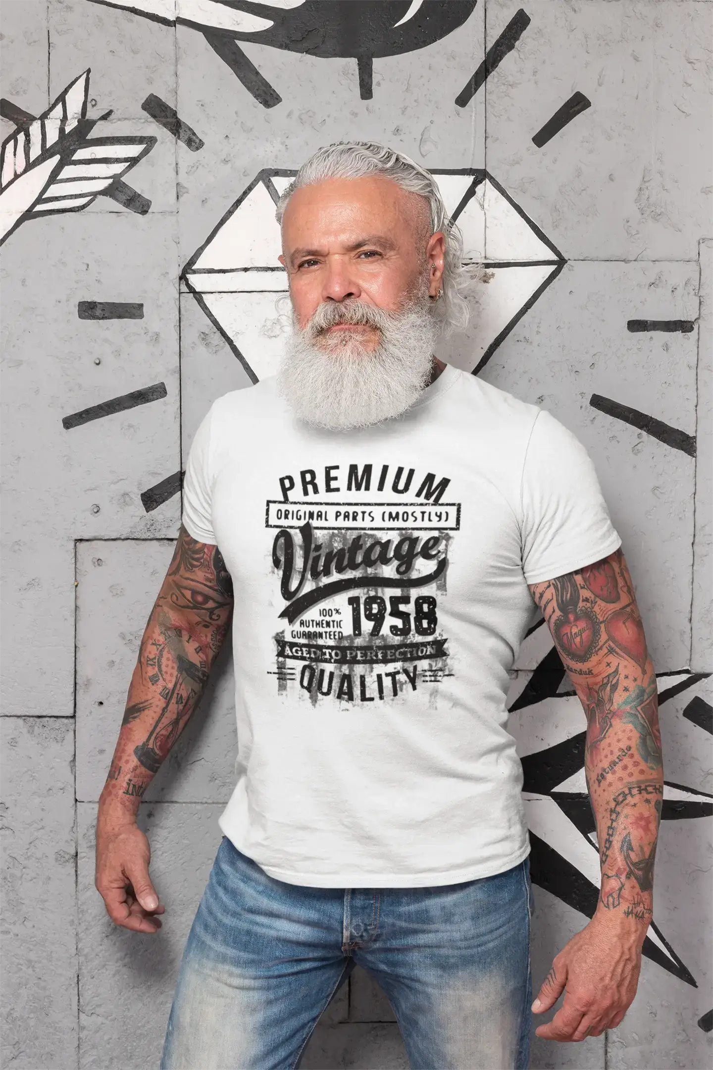 ULTRABASIC – <span>Grafisches</span> <span>Herren</span> -T-Shirt „1958 Aged to Perfection“ <span>als</span> <span>Geburtstagsgeschenk</span>