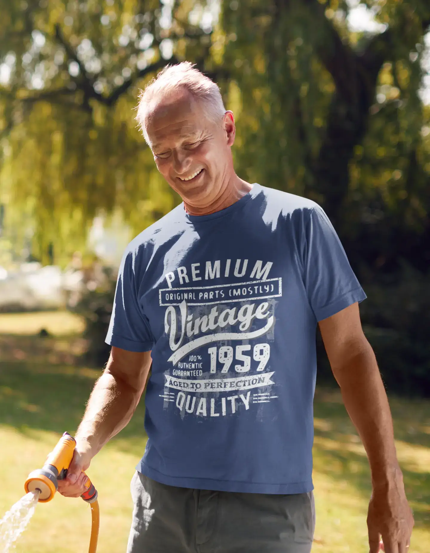 ULTRABASIC – <span>Grafisches</span> <span>Herren</span> -T-Shirt „1959 Aged to Perfection“ <span>als</span> <span>Geburtstagsgeschenk</span>