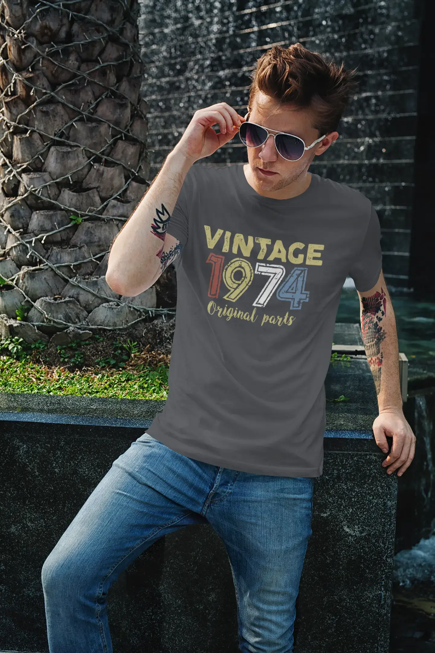 ULTRABASIC - Graphic Printed Men's Vintage 1974 T-Shirt Navy