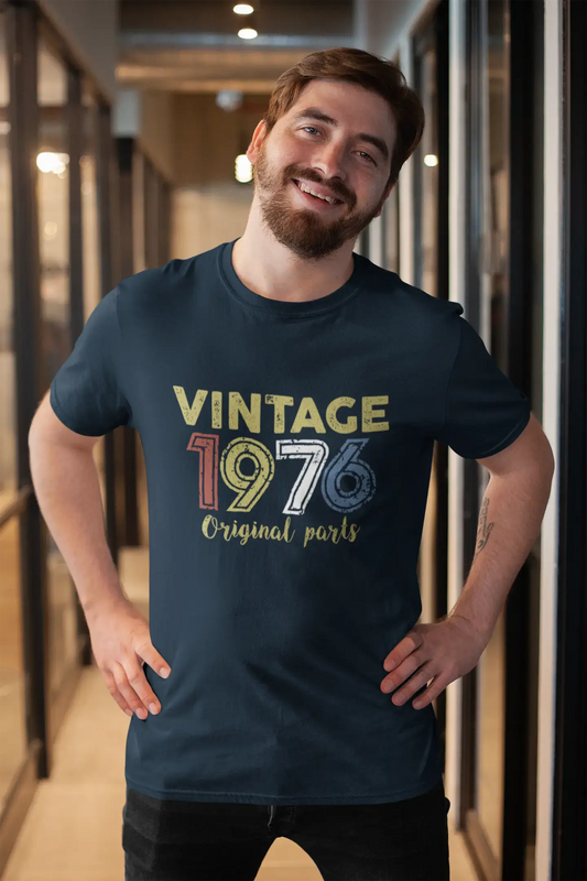 ULTRABASIC - Graphic Printed Men's Vintage 1976 T-Shirt Deep Black