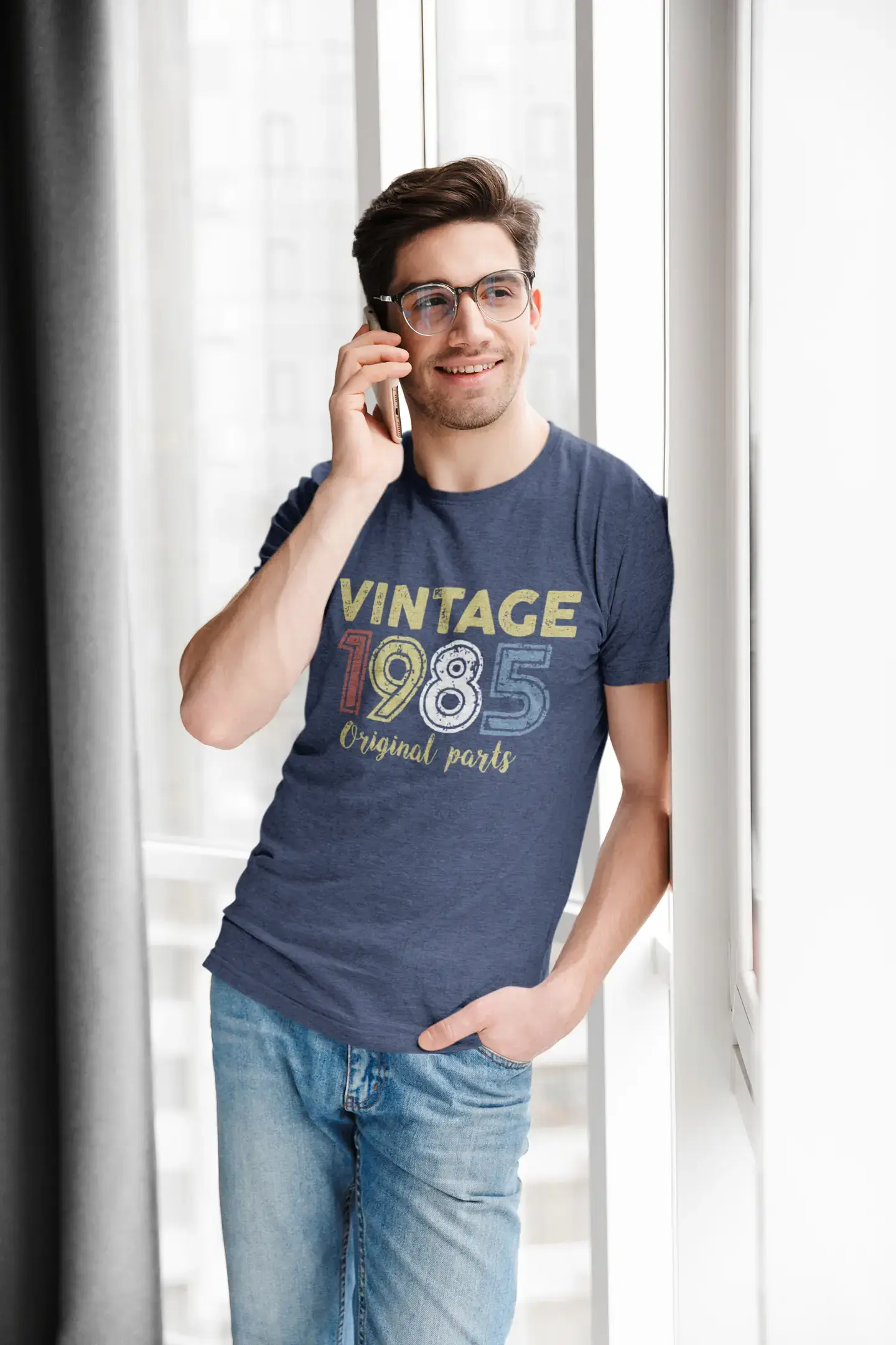 ULTRABASIC - Graphic Printed Men's Vintage 1985 T-Shirt Navy