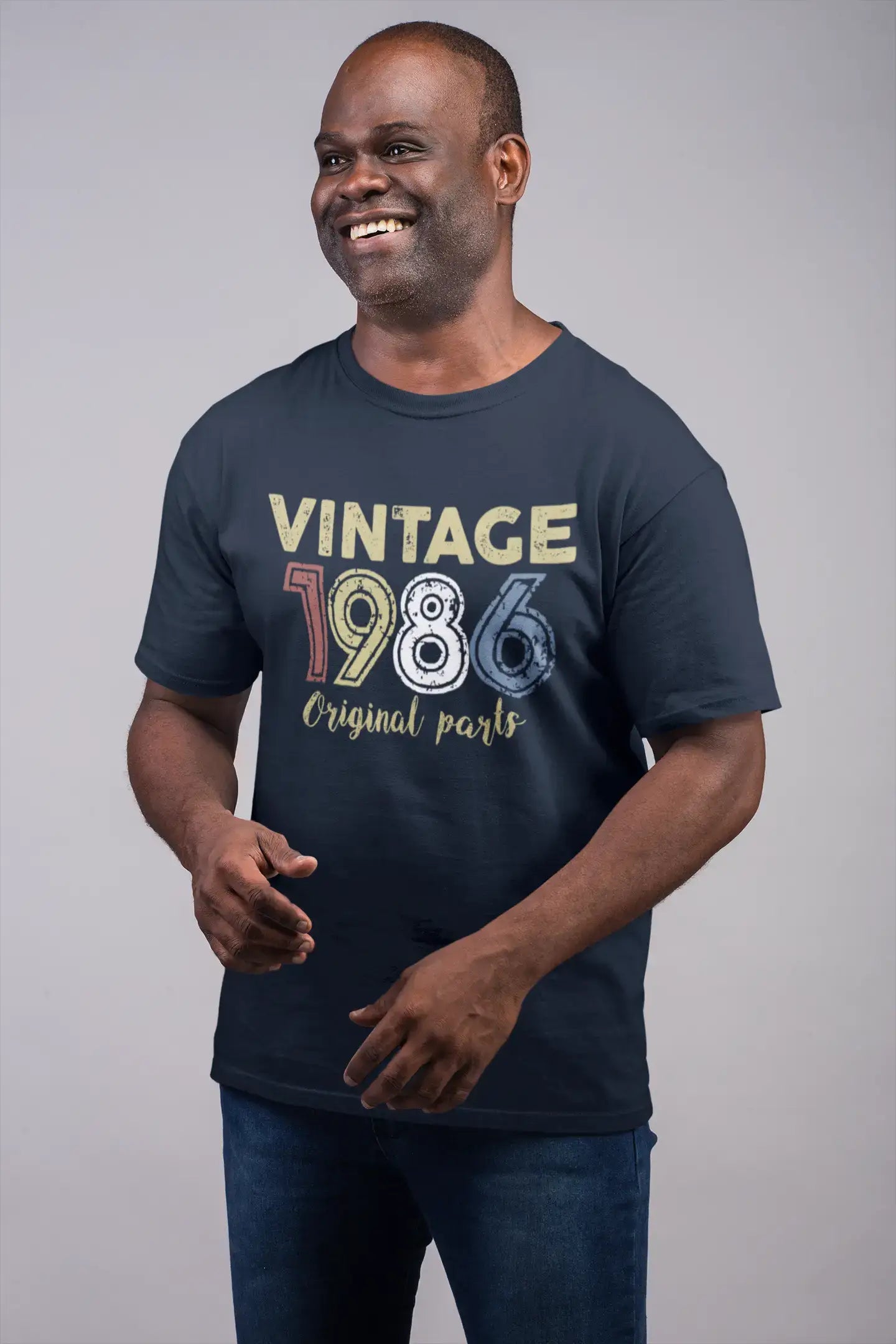 ULTRABASIC - Graphic Printed Men's Vintage 1986 T-Shirt Deep Black