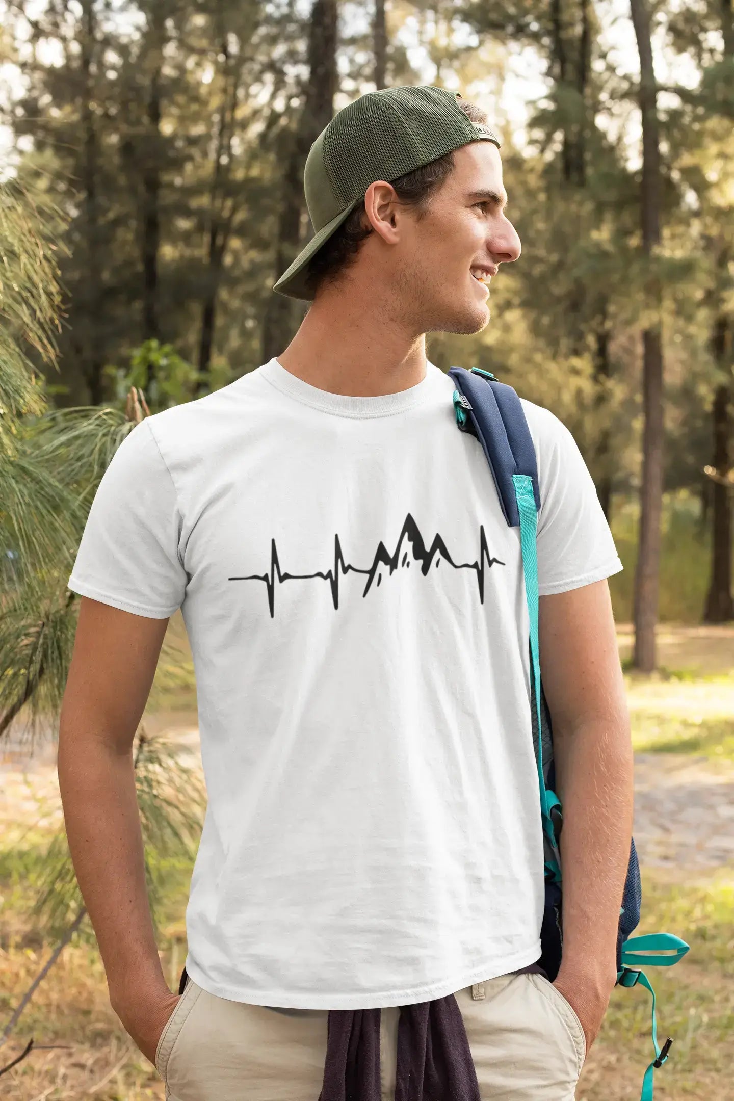 ULTRABASIC - Graphic Printed Men's Mountain Heartbeat T-Shirt Military Green