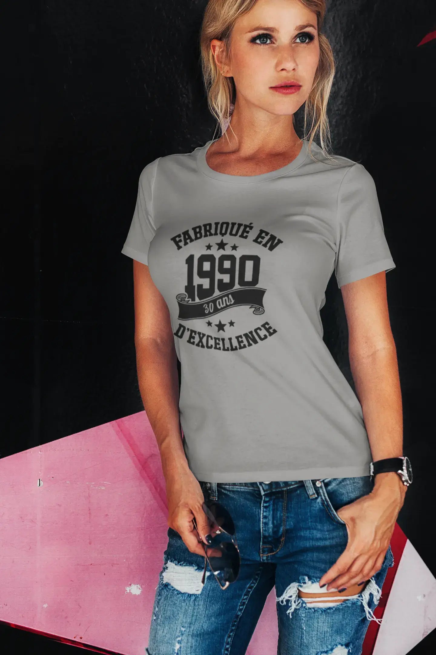 Ultrabasic - Tee-Shirt Femme Manches Courtes Fabriqué en 1990, 30 Ans d'être Génial T-Shirt