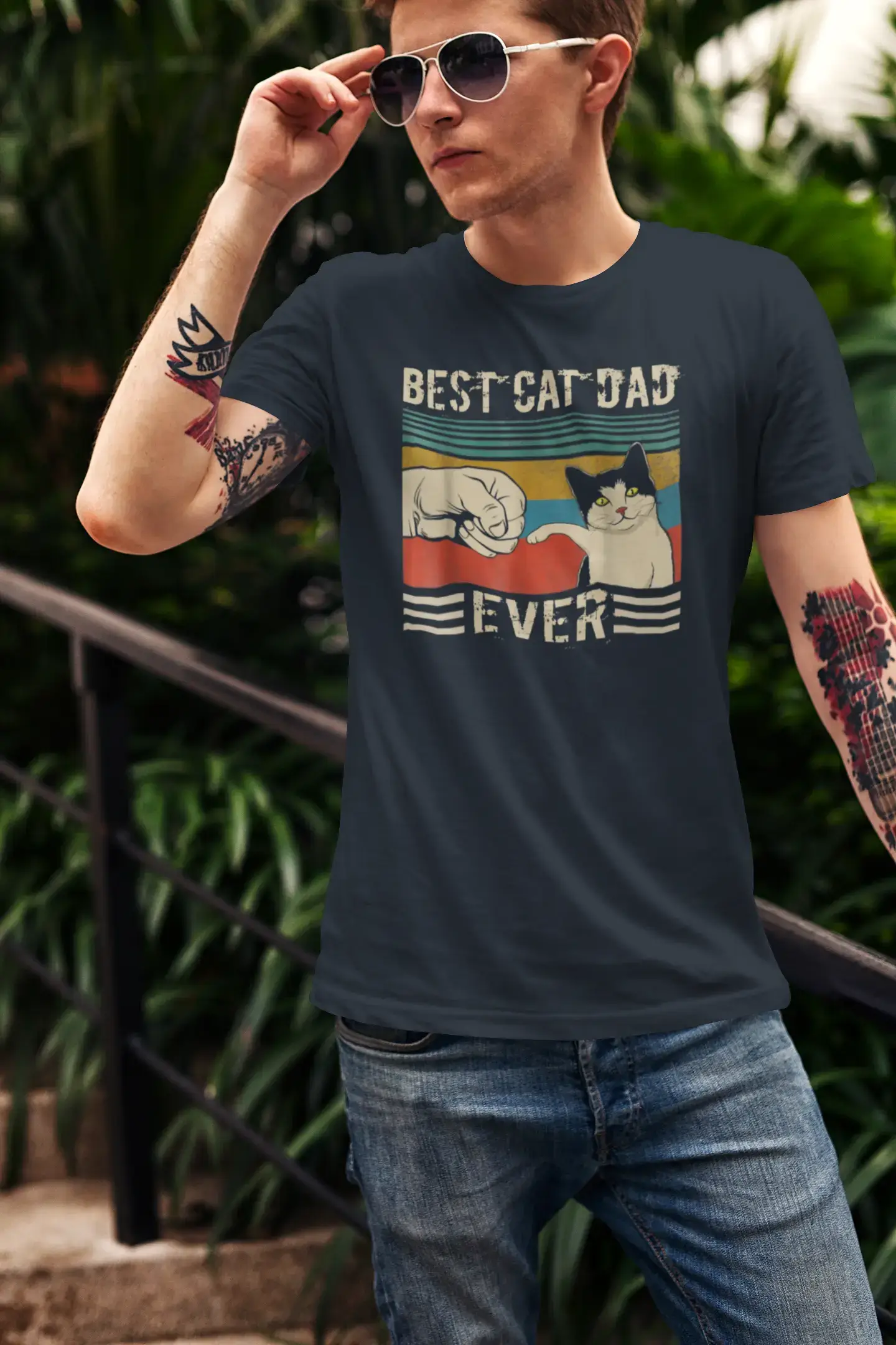 Men's Graphic T-Shirt Best Cat Dad Ever Fist Bump Gift Idea