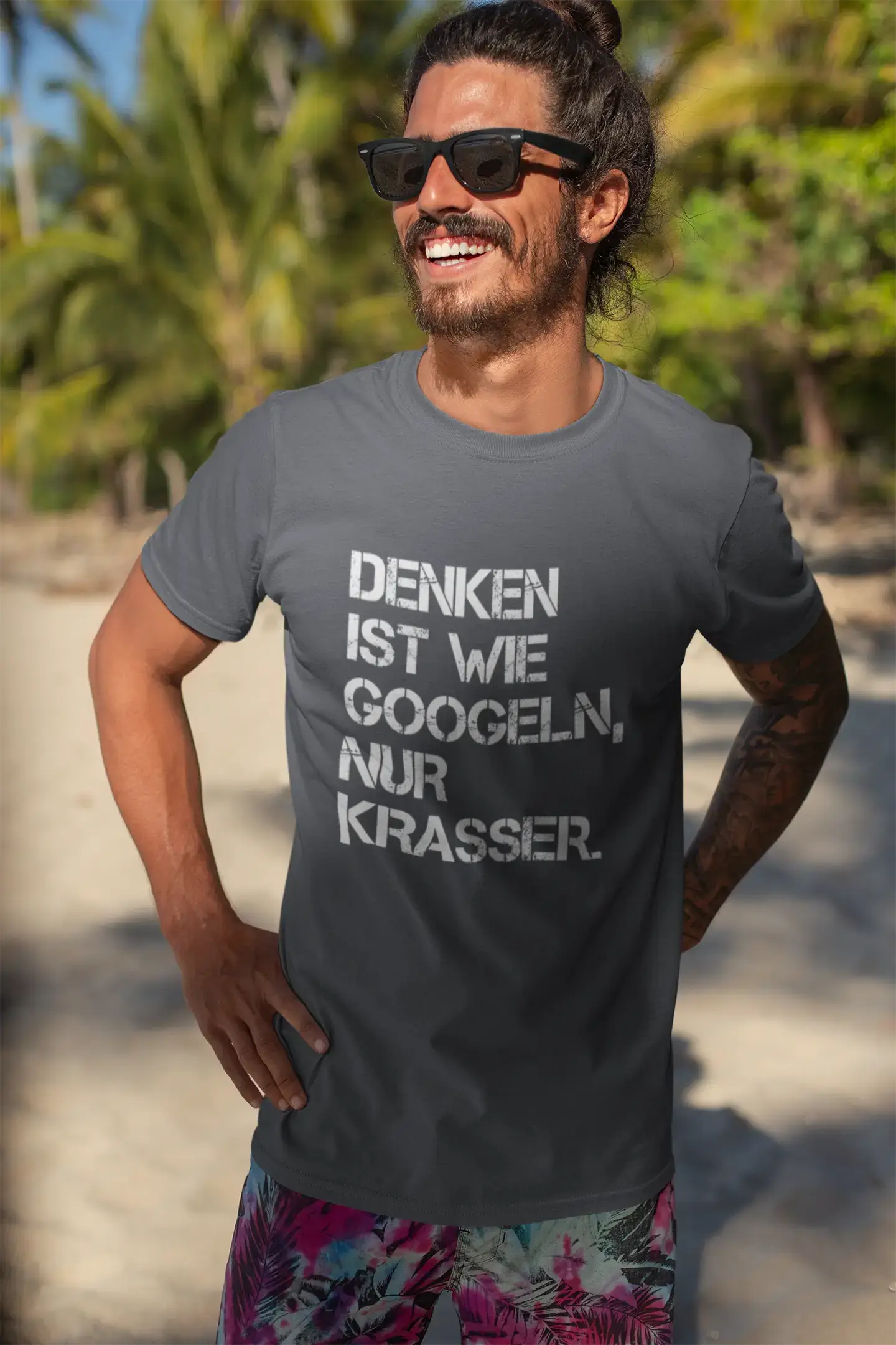 Men’s Graphic T-Shirt Denken ist wie Googeln, nur krasser Gift Idea