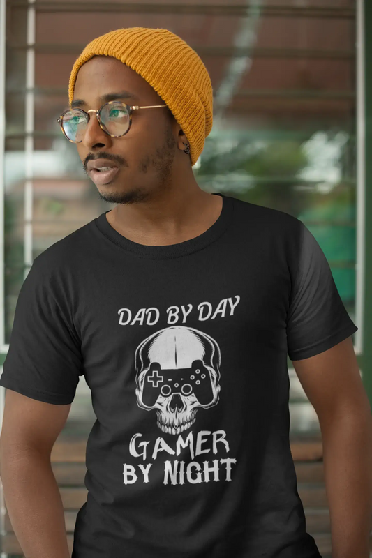 ULTRABASIC Graphic Dad by Day Gamer by Night - Chemise de jeu pour les pères