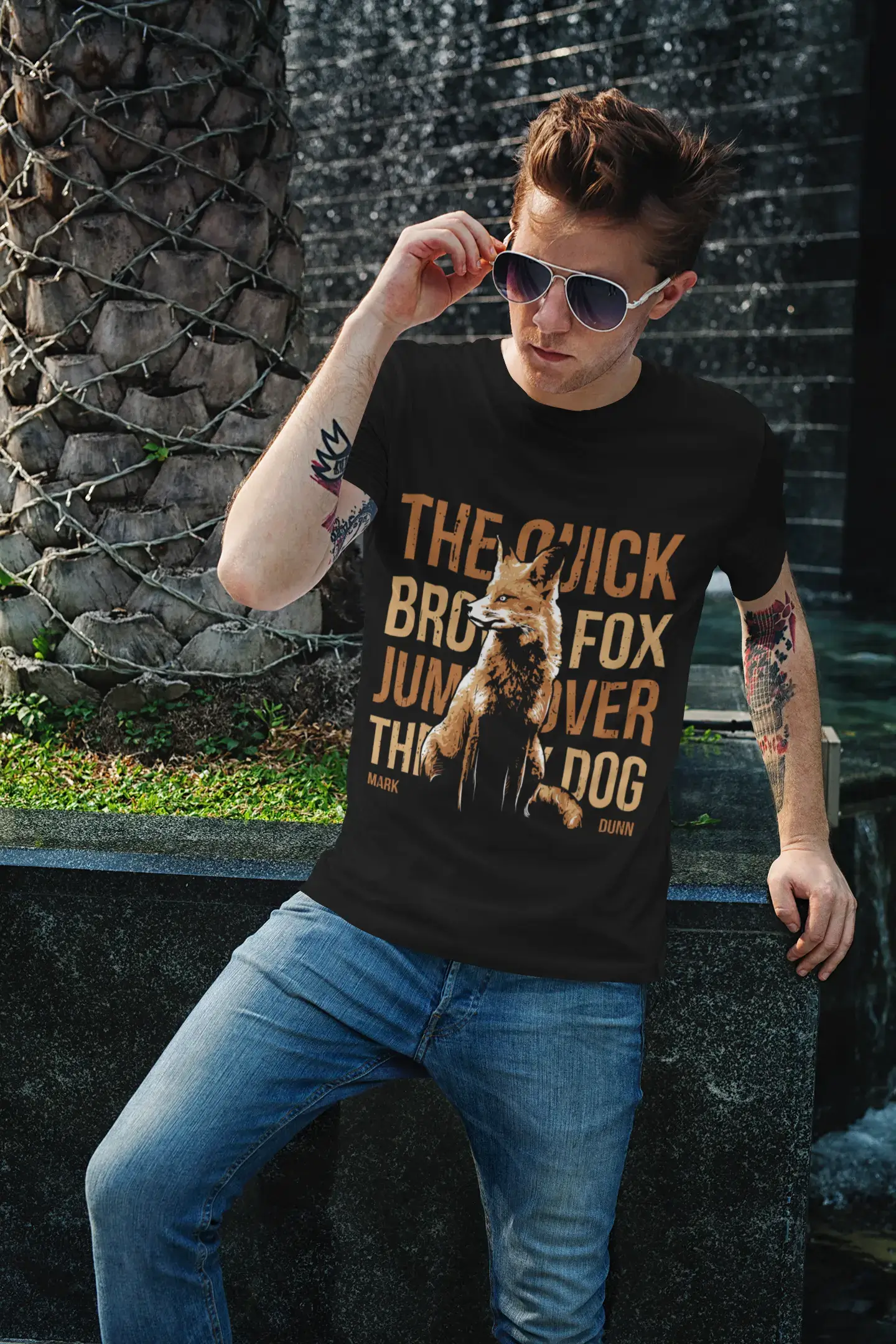 ULTRABASIC Men's Graphic T-Shirt The Quick Brown Fox - Funny Shirt for Men