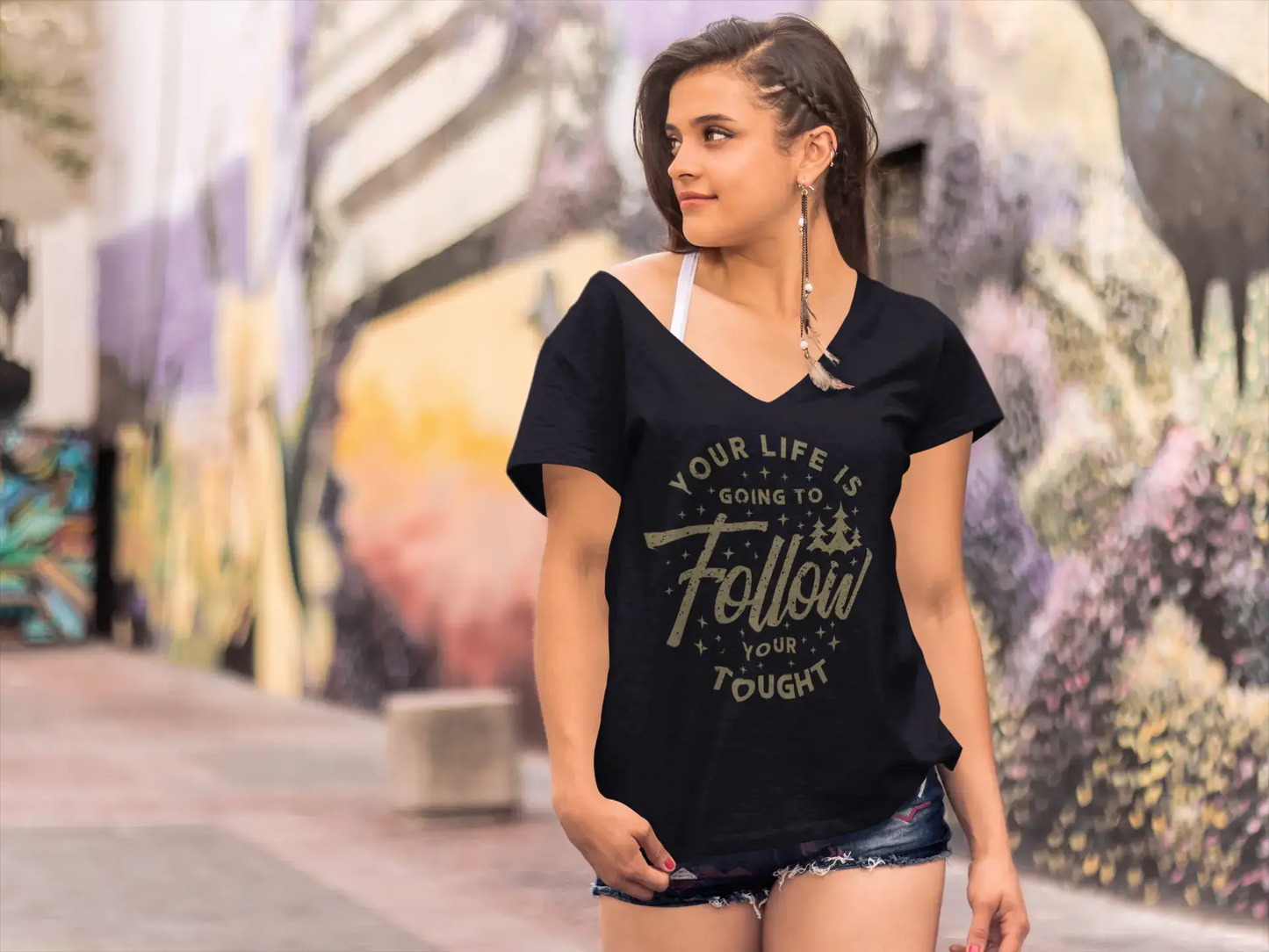 ULTRABASIC Damen-T-Shirt „Life is Going to Follow Tought“ – Motivationsshirt