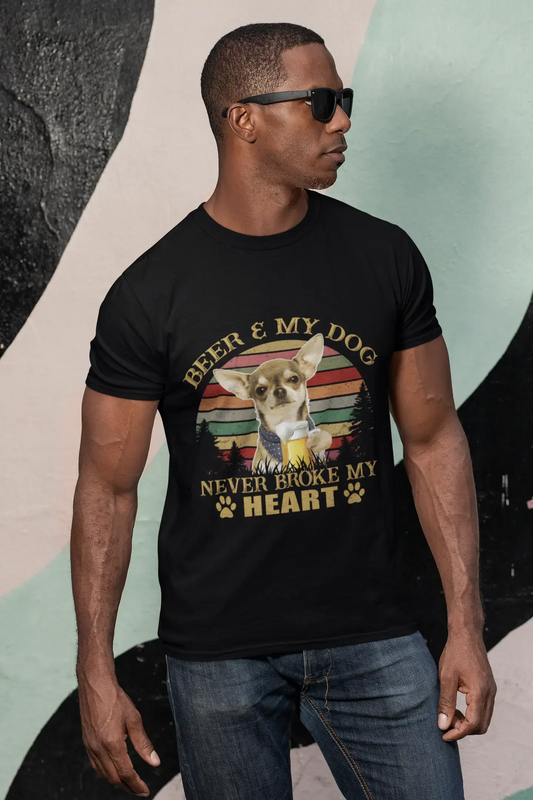 ULTRABASIC Herren-T-Shirt „Beer and My Dog Never Broke My Heart – Lustiges Chihuahua-Pfoten-T-Shirt“.
