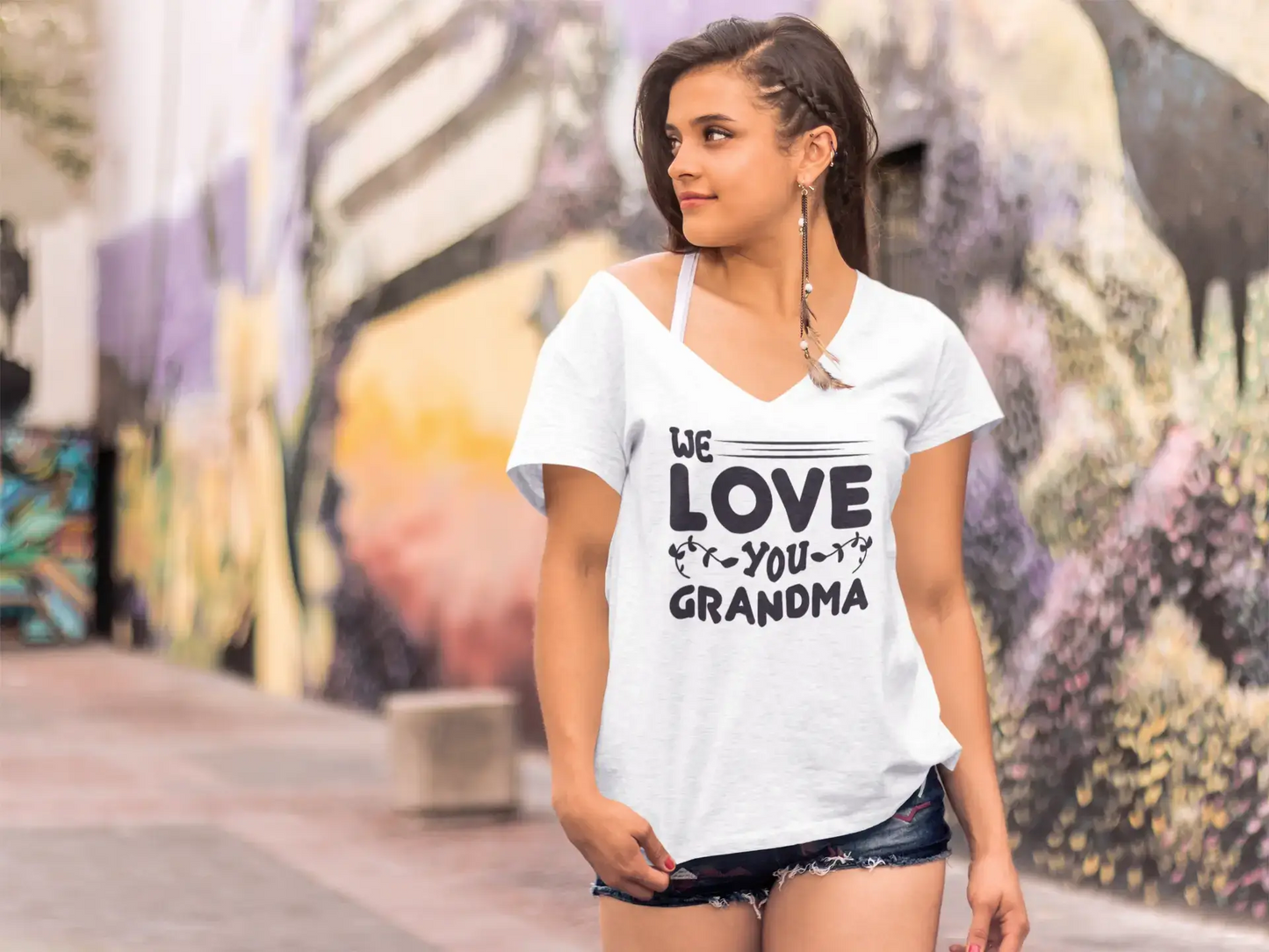 ULTRABASIC Women's T-Shirt We Love You Grandma - Short Sleeve Tee Shirt Tops