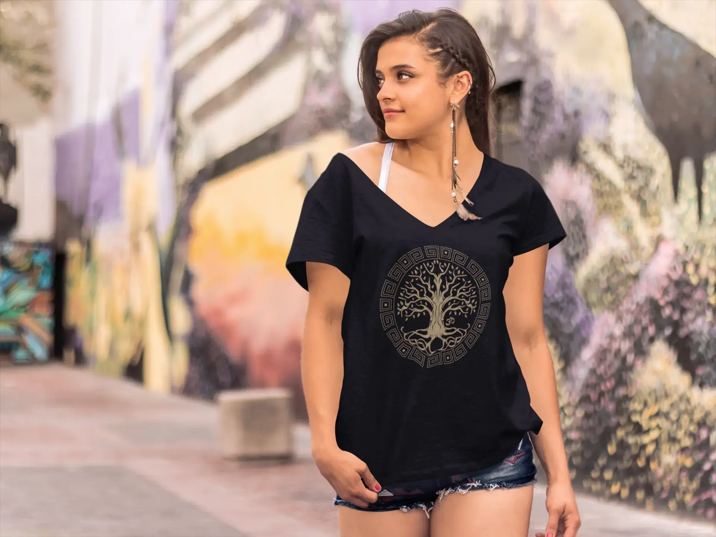 ULTRABASIC Femme Col en V Arbre de calligraphie de yoga spirituel – T-shirt drôle de yoga pour la paix