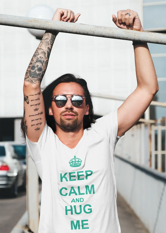 Keep calm and Hug me H Men's T-shirt