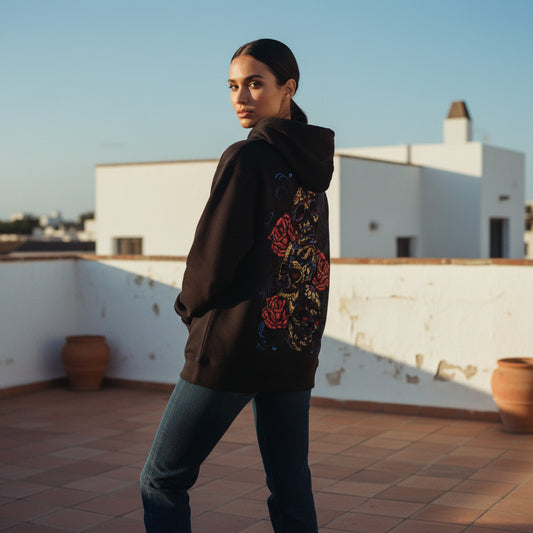 Condor 0008-312-CON — Editorial — Shoulder glance