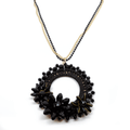 Collier sautoir chaîne couleur or pendentif pierres fleurs noires
