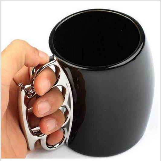 Creative Fist Cup Brass Knuckles Cup Ceramic Coffee Mug Porcelain Coffee Mug With Brass Knuckle Novelty Gifts