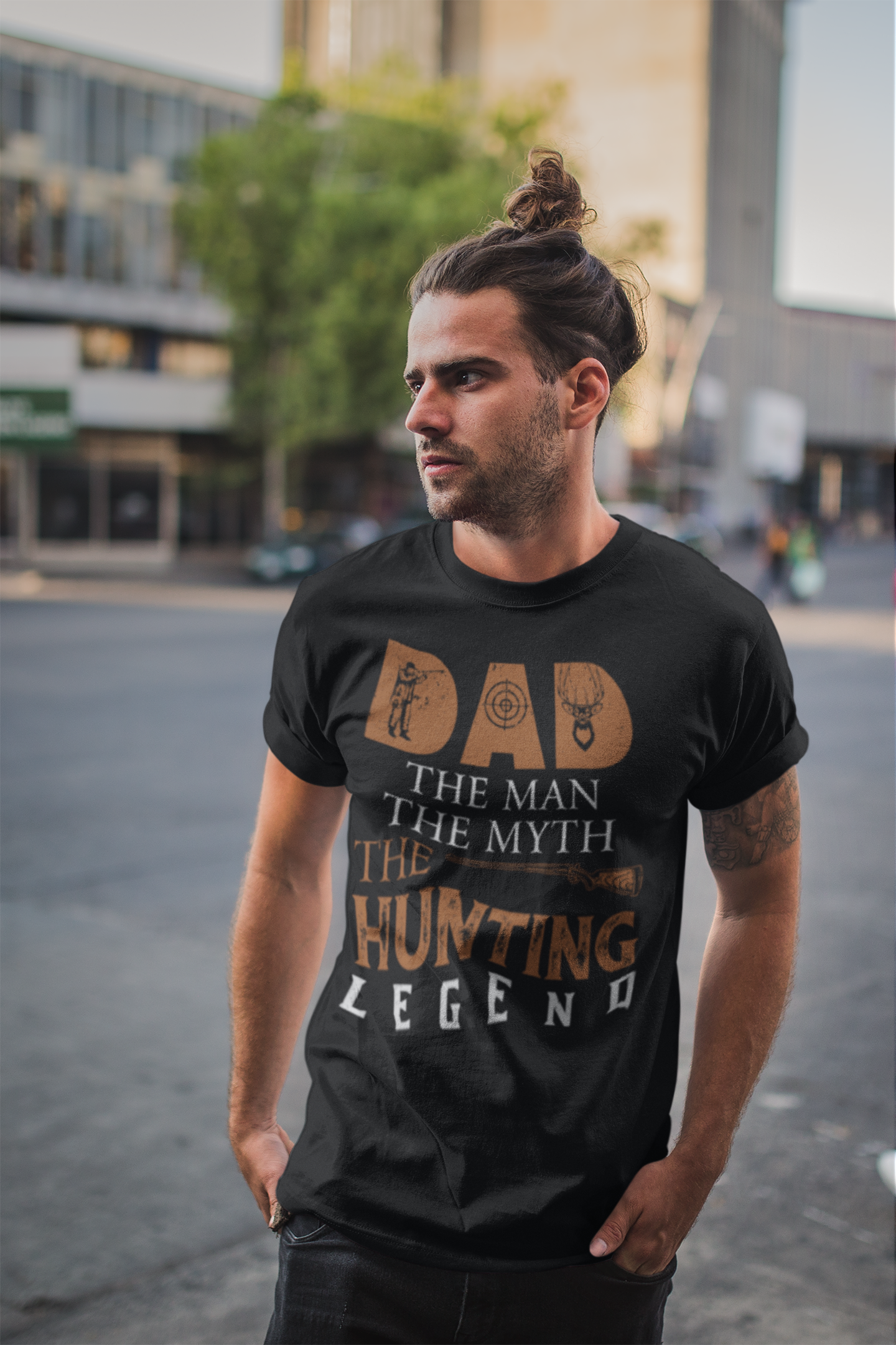 ULTRABASIC Graphic Men's T-Shirt Dad The Man The Myth The Hunting Legend - Funny Hunter's Tee Shirt
