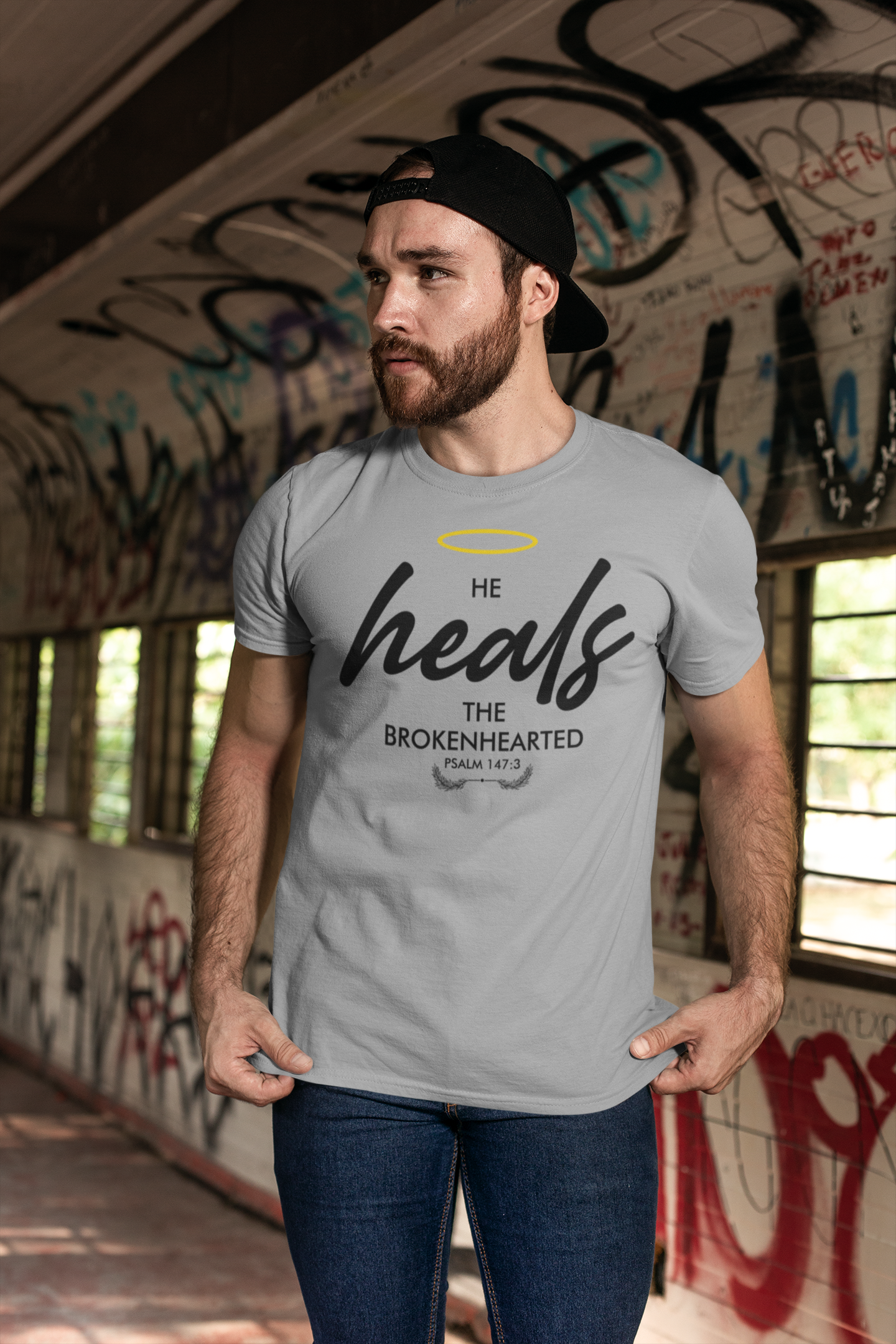 ULTRABASIC Men's T-Shirt He Heals the Broken Heart - Bible Christian Religious Shirt