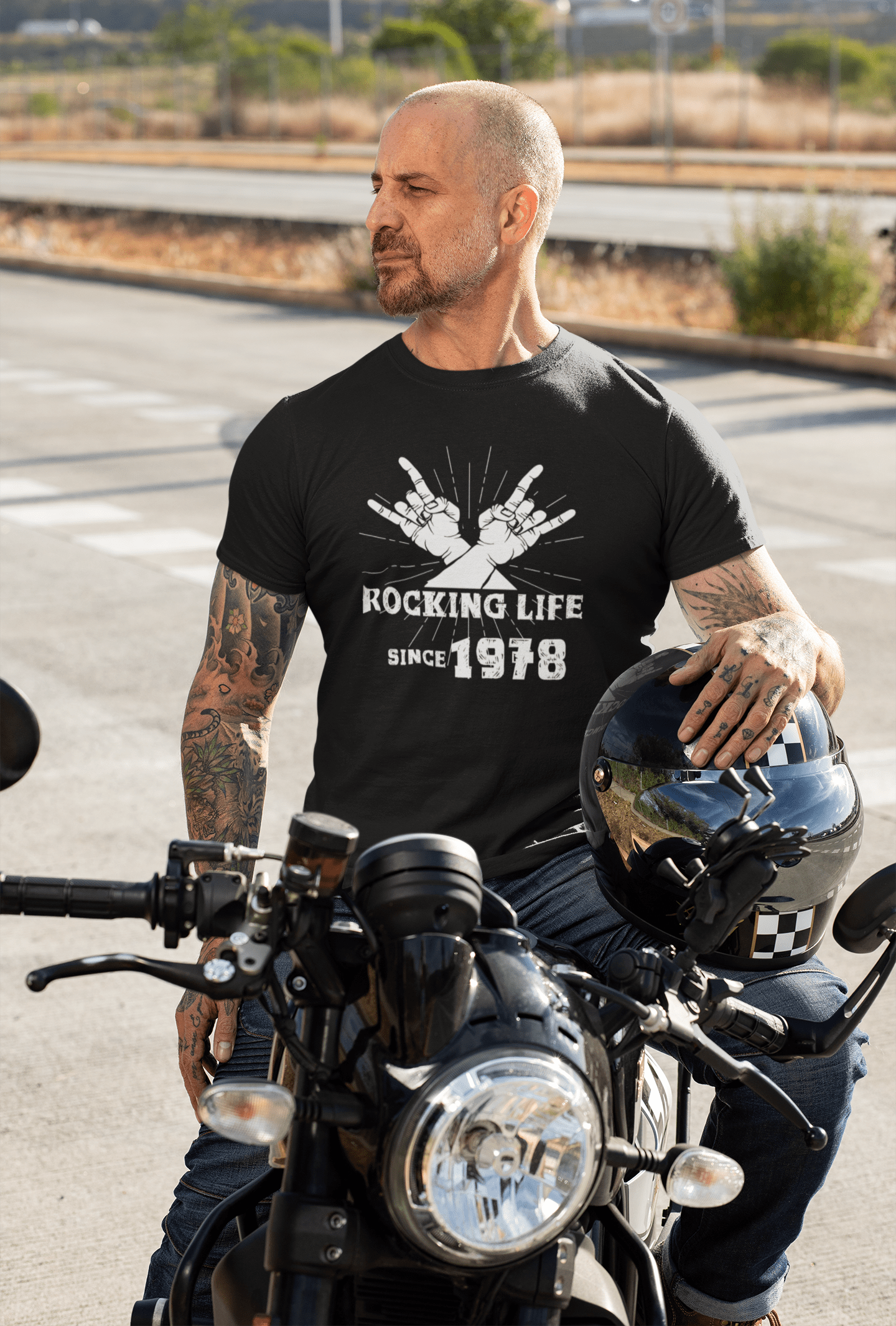 Rocking Life Since 1978 Men's T-shirt Black Birthday Gift 00419