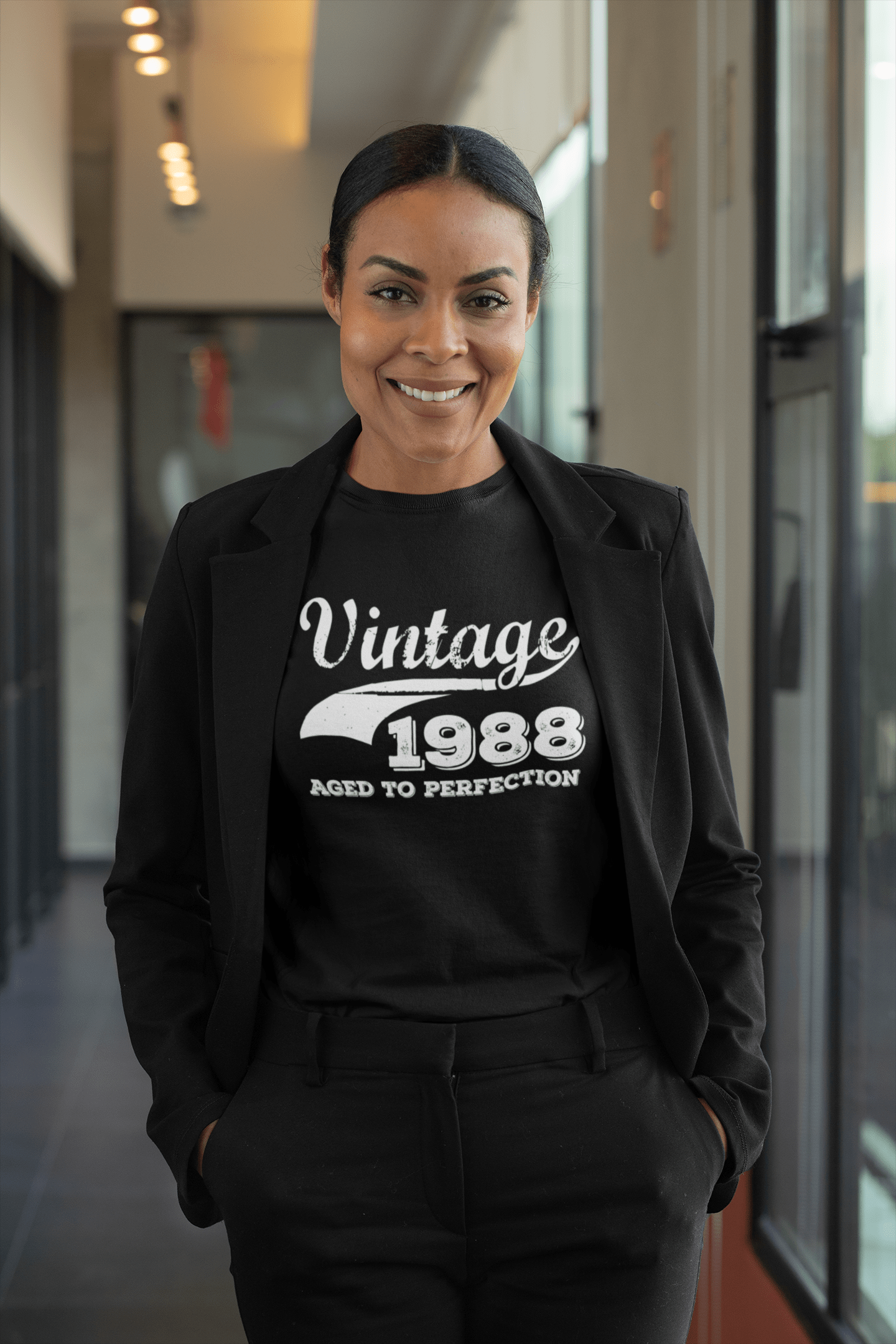 Vintage Aged to Perfection 1988, Schwarz, Damen Kurzarm-Rundhals-T-Shirt, Geschenk-T-Shirt 00345
