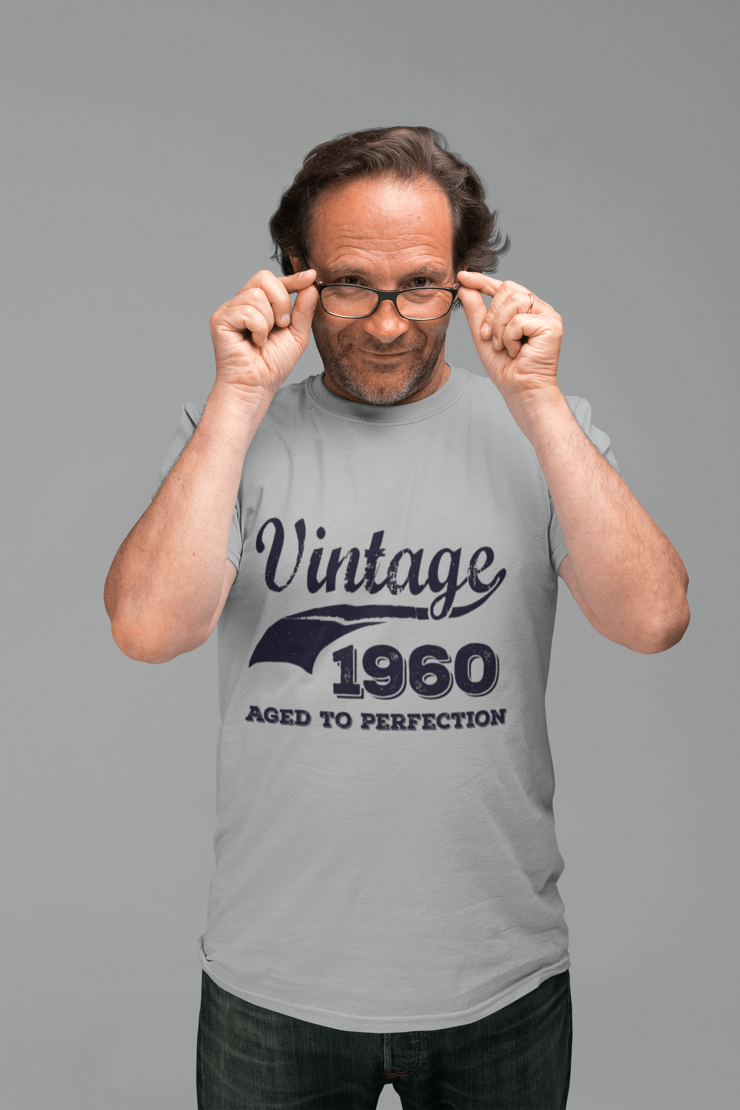 Vintage Aged to Perfection 1960, Gris, T-shirt à manches courtes et col rond pour hommes, t-shirt cadeau 00346