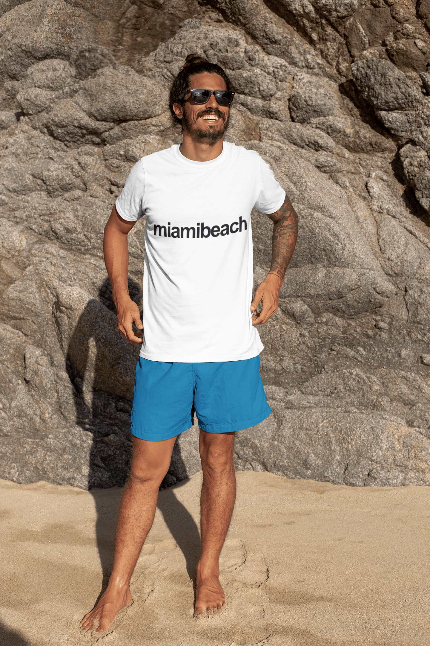 Miami Beach Tourist Attraction Men's Short Sleeve Round Neck T-shirt 00071